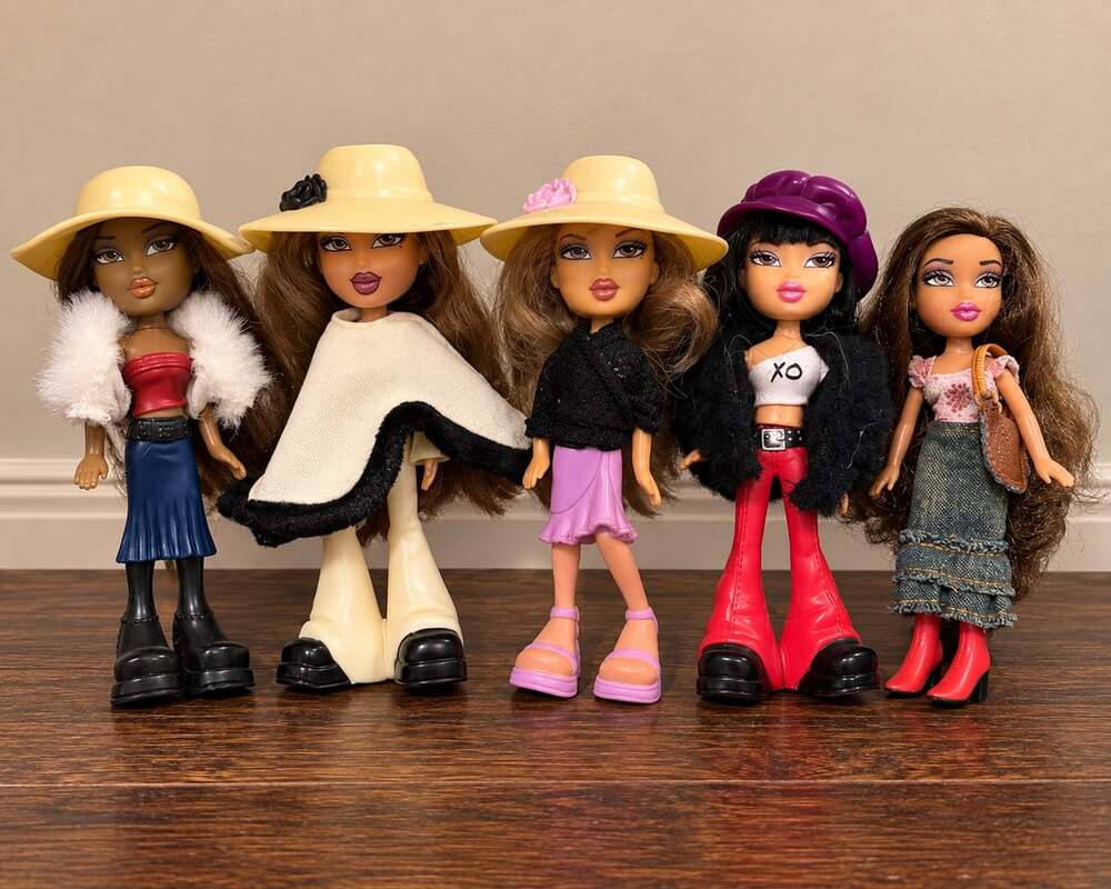 Vintage 2003 McDonalds Bratz 5 Inch Mini Fashion Dolls Set Of 5